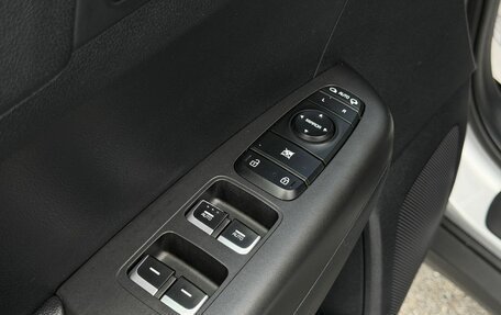 KIA Sportage IV рестайлинг, 2020 год, 2 050 000 рублей, 11 фотография