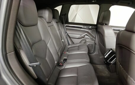 Porsche Cayenne III, 2015 год, 4 310 000 рублей, 16 фотография