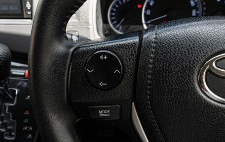 Toyota ISis I, 2014 год, 1 420 000 рублей, 17 фотография