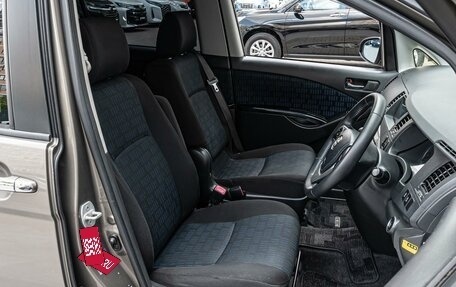 Toyota ISis I, 2014 год, 1 420 000 рублей, 10 фотография