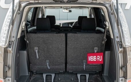 Toyota ISis I, 2014 год, 1 420 000 рублей, 20 фотография