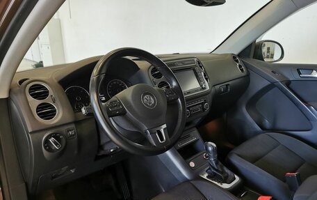 Volkswagen Tiguan I, 2015 год, 1 895 000 рублей, 17 фотография