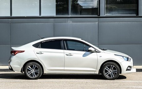 Hyundai Solaris II рестайлинг, 2018 год, 1 378 000 рублей, 5 фотография