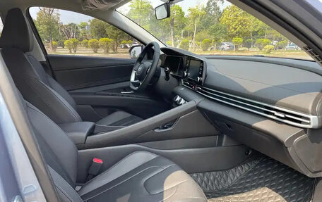 Hyundai Elantra, 2025 год, 1 554 000 рублей, 12 фотография