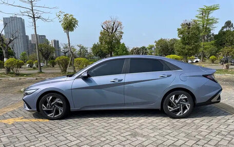 Hyundai Elantra, 2025 год, 1 554 000 рублей, 7 фотография