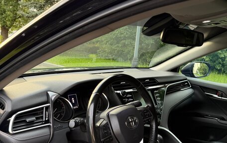 Toyota Camry, 2019 год, 2 890 000 рублей, 5 фотография