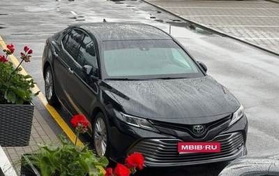Toyota Camry, 2019 год, 2 890 000 рублей, 1 фотография
