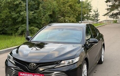Toyota Camry, 2019 год, 2 890 000 рублей, 3 фотография