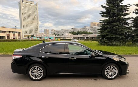 Toyota Camry, 2019 год, 2 890 000 рублей, 7 фотография