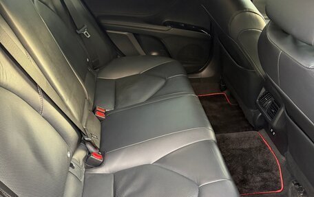 Toyota Camry, 2019 год, 2 890 000 рублей, 8 фотография