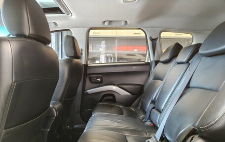 Mitsubishi Outlander III рестайлинг 3, 2008 год, 1 070 000 рублей, 13 фотография
