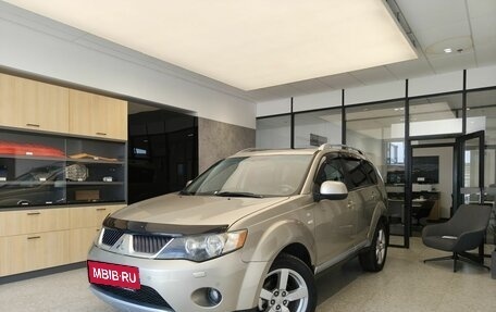 Mitsubishi Outlander III рестайлинг 3, 2008 год, 1 070 000 рублей, 1 фотография
