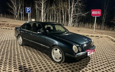 Mercedes-Benz E-Класс, 2000 год, 675 000 рублей, 6 фотография