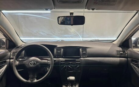 Toyota Corolla, 2005 год, 670 000 рублей, 10 фотография