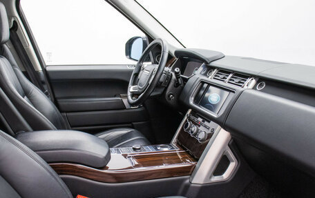 Land Rover Range Rover IV рестайлинг, 2015 год, 4 350 000 рублей, 10 фотография
