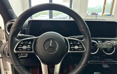 Mercedes-Benz A-Класс, 2022 год, 2 079 000 рублей, 9 фотография