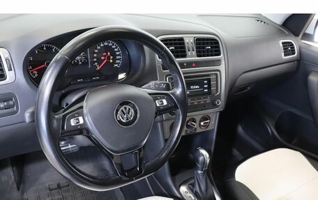 Volkswagen Polo VI (EU Market), 2016 год, 1 138 000 рублей, 6 фотография