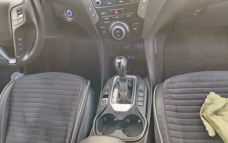 Hyundai Santa Fe III рестайлинг, 2017 год, 2 180 000 рублей, 14 фотография