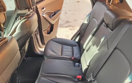 Hyundai Santa Fe III рестайлинг, 2017 год, 2 180 000 рублей, 19 фотография