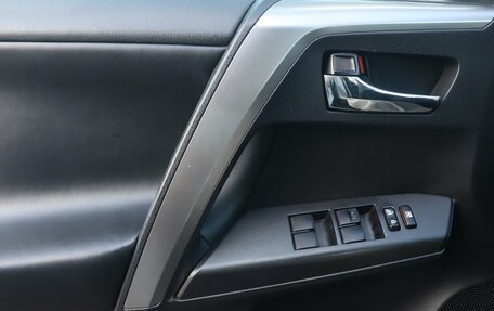 Toyota RAV4, 2019 год, 2 620 000 рублей, 9 фотография
