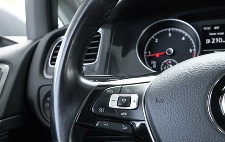 Volkswagen Golf VII, 2020 год, 2 549 000 рублей, 21 фотография