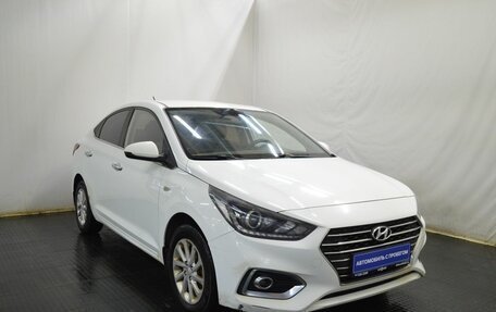 Hyundai Solaris II рестайлинг, 2017 год, 1 083 000 рублей, 3 фотография
