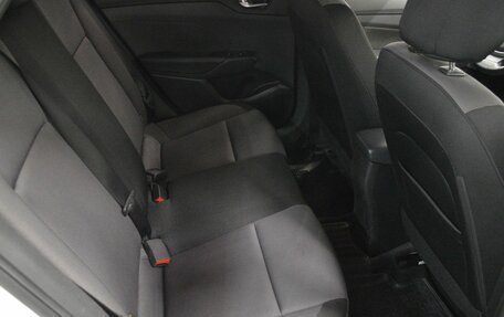 Hyundai Solaris II рестайлинг, 2017 год, 1 083 000 рублей, 13 фотография