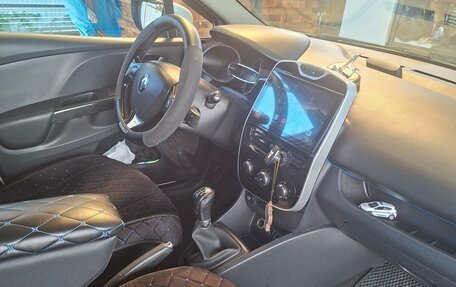 Renault Clio IV рестайлинг, 2013 год, 600 000 рублей, 6 фотография