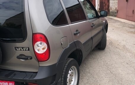 Chevrolet Niva I рестайлинг, 2019 год, 858 000 рублей, 14 фотография
