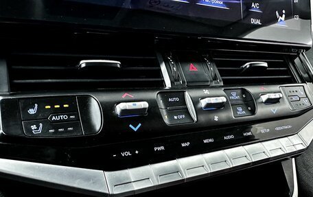 Toyota Land Cruiser 200, 2014 год, 5 750 000 рублей, 19 фотография