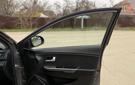 KIA Rio III рестайлинг, 2015 год, 650 000 рублей, 7 фотография