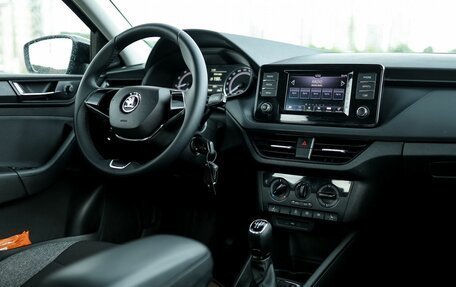 Skoda Rapid II, 2021 год, 1 520 000 рублей, 10 фотография