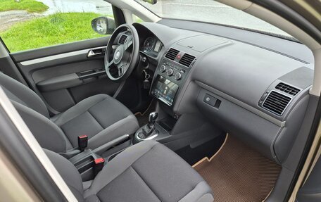 Volkswagen Touran III, 2013 год, 1 250 000 рублей, 1 фотография