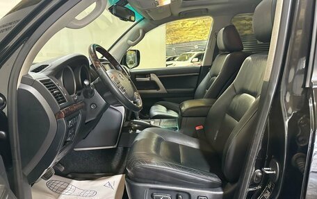 Toyota Land Cruiser 200, 2011 год, 3 250 000 рублей, 21 фотография