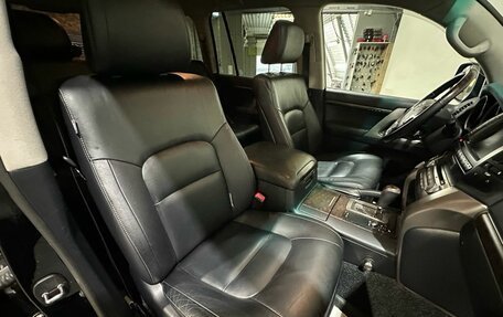 Toyota Land Cruiser 200, 2011 год, 3 250 000 рублей, 23 фотография