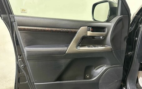 Toyota Land Cruiser 200, 2011 год, 3 250 000 рублей, 17 фотография