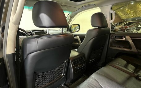 Toyota Land Cruiser 200, 2011 год, 3 250 000 рублей, 26 фотография