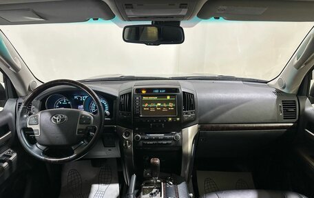 Toyota Land Cruiser 200, 2011 год, 3 250 000 рублей, 32 фотография