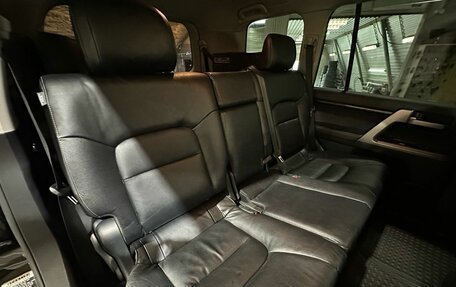 Toyota Land Cruiser 200, 2011 год, 3 250 000 рублей, 28 фотография