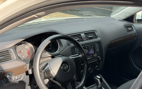 Volkswagen Jetta VI, 2015 год, 1 299 000 рублей, 10 фотография