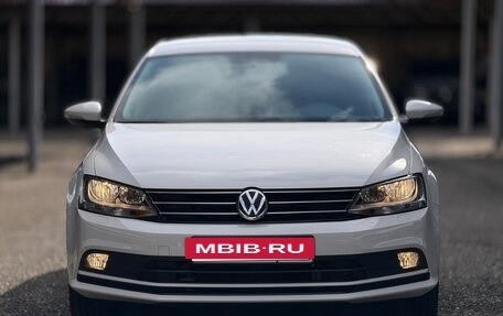 Volkswagen Jetta VI, 2015 год, 1 299 000 рублей, 2 фотография
