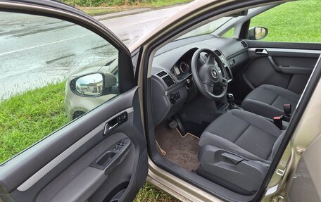 Volkswagen Touran III, 2013 год, 1 250 000 рублей, 3 фотография