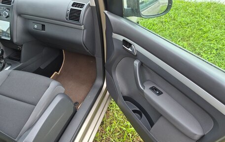 Volkswagen Touran III, 2013 год, 1 250 000 рублей, 7 фотография