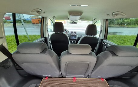 Volkswagen Touran III, 2013 год, 1 250 000 рублей, 11 фотография