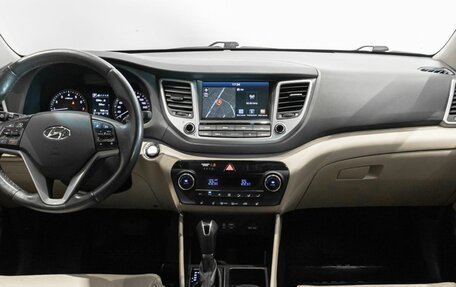 Hyundai Tucson III, 2018 год, 2 600 000 рублей, 6 фотография