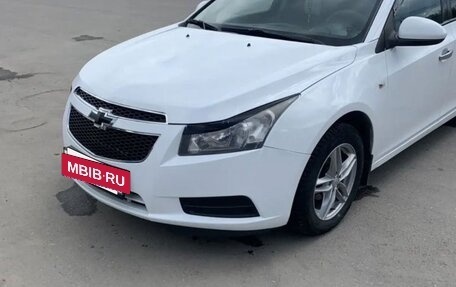 Chevrolet Cruze II, 2010 год, 480 000 рублей, 4 фотография