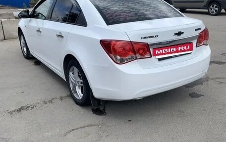 Chevrolet Cruze II, 2010 год, 480 000 рублей, 2 фотография