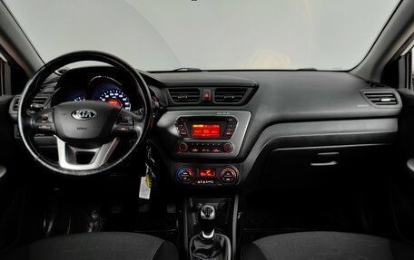 KIA Rio III рестайлинг, 2015 год, 935 000 рублей, 12 фотография