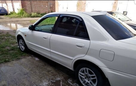 Mazda Familia, 2001 год, 320 000 рублей, 2 фотография