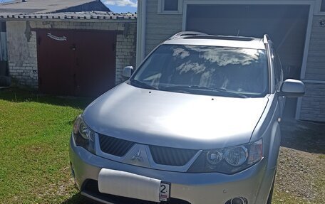 Mitsubishi Outlander III рестайлинг 3, 2007 год, 1 050 000 рублей, 1 фотография